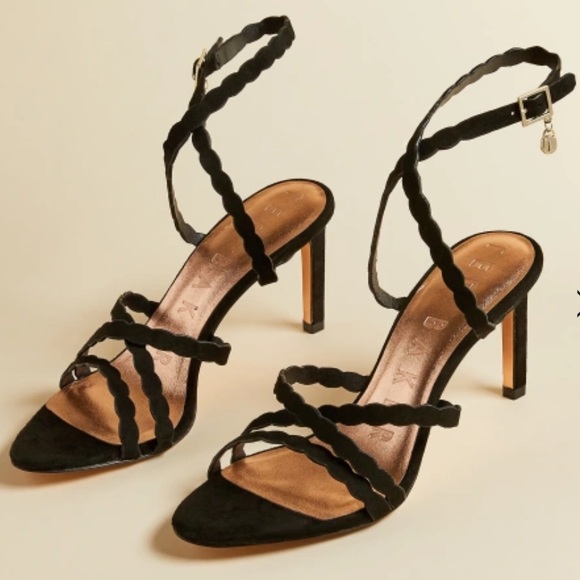 NEW Ted Baker London LILLYS Scallop Suede Sandals - Picture 8 of 9